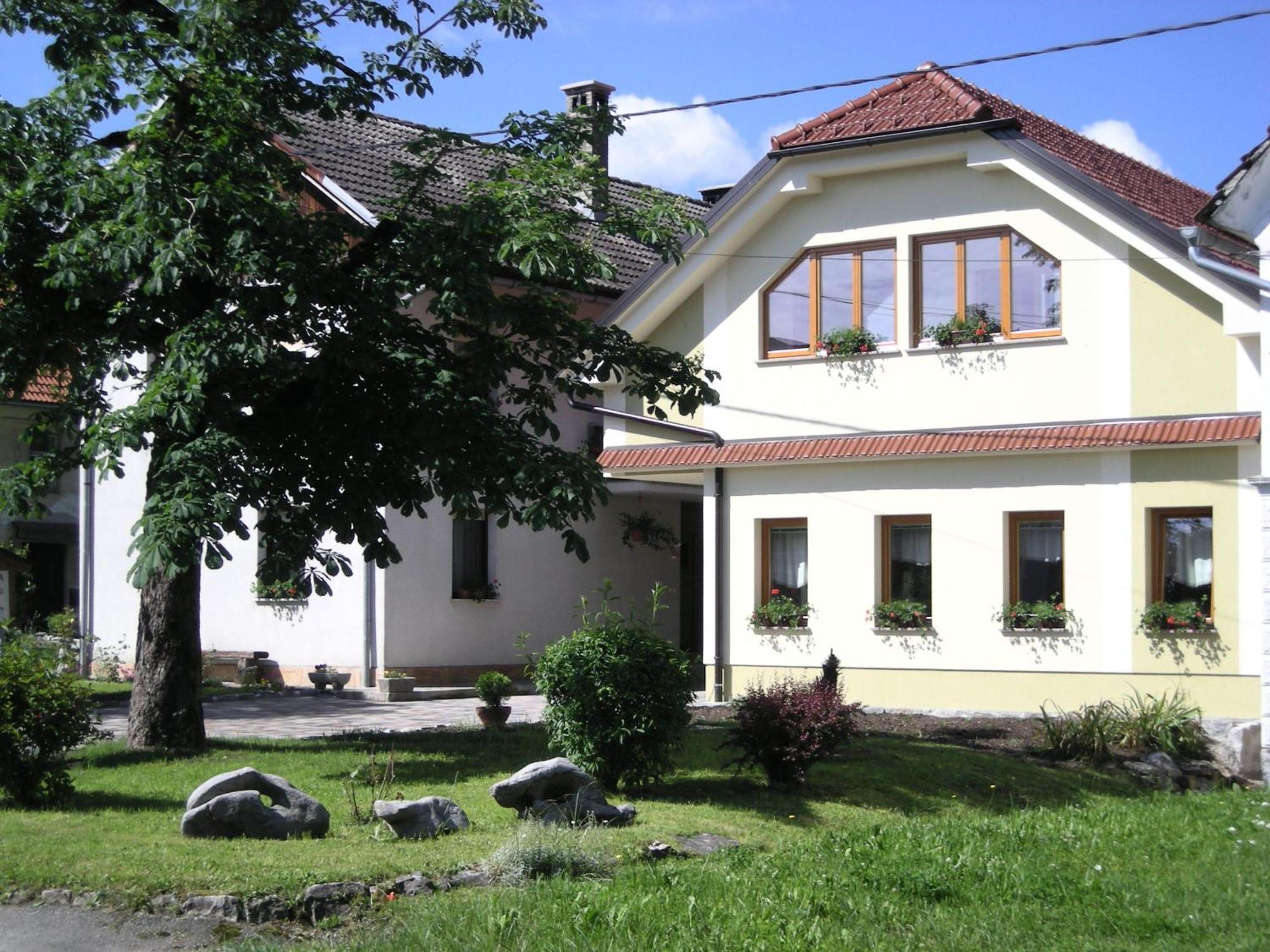 Turisticna Kmetija Logar Hotell Grahovo Exteriör bild